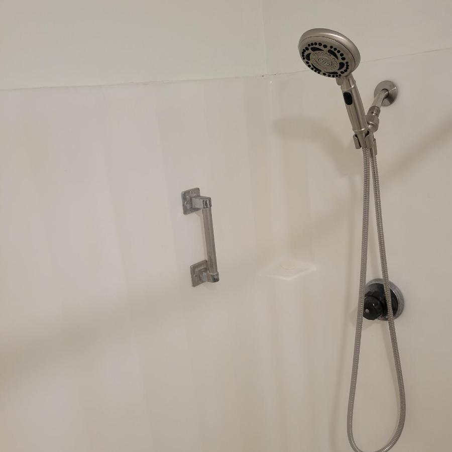Private Room With Private Bath 리알토 외부 사진